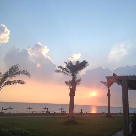 Beach Front Chalet Ain Sukhna Exterior foto